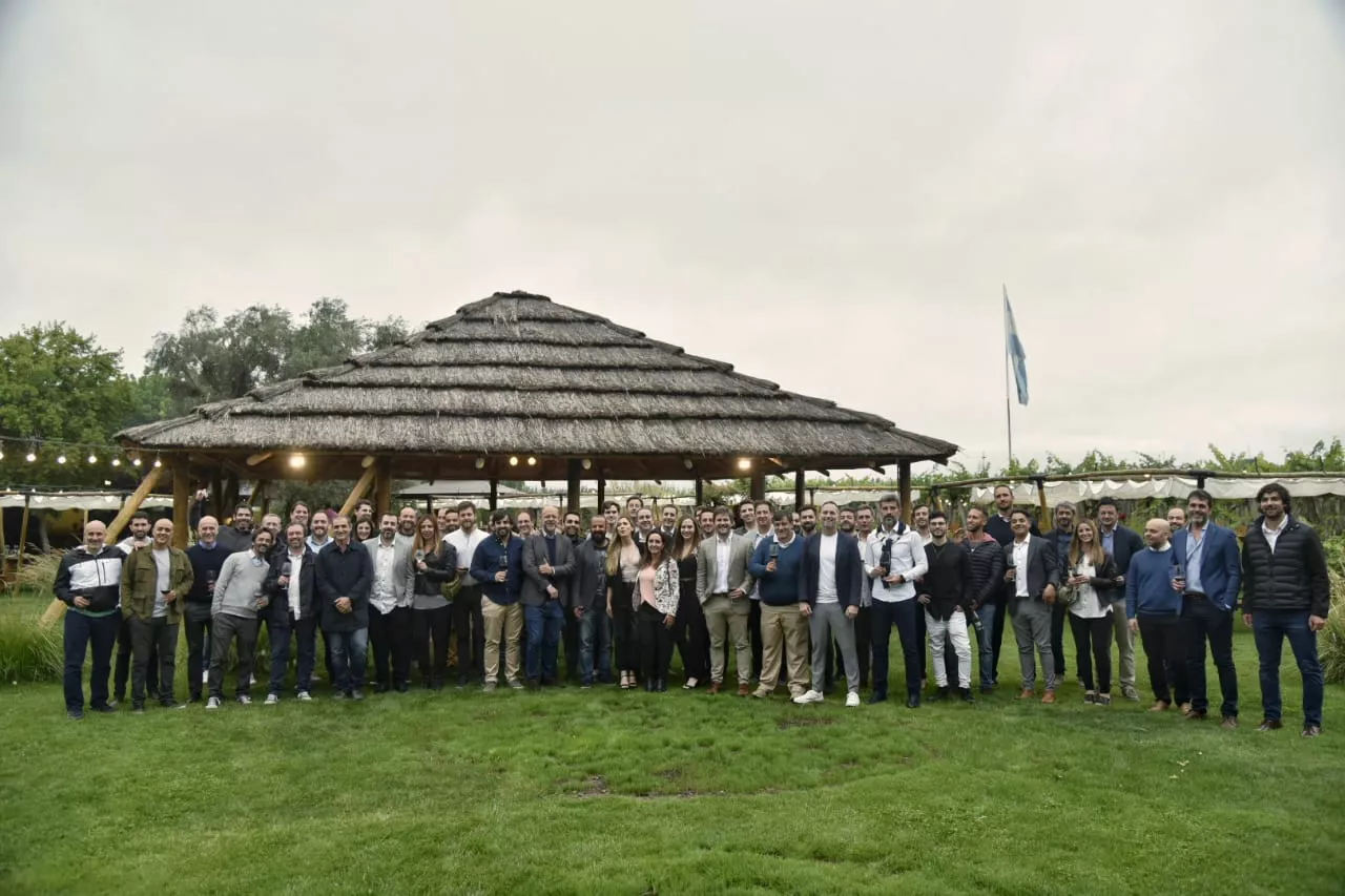 Invitados y el equipo de Endeavor Cuyo en Ramos Generales