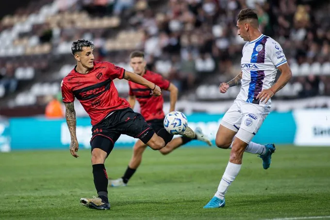 Godoy Cruz, Platense, Primera Nacional