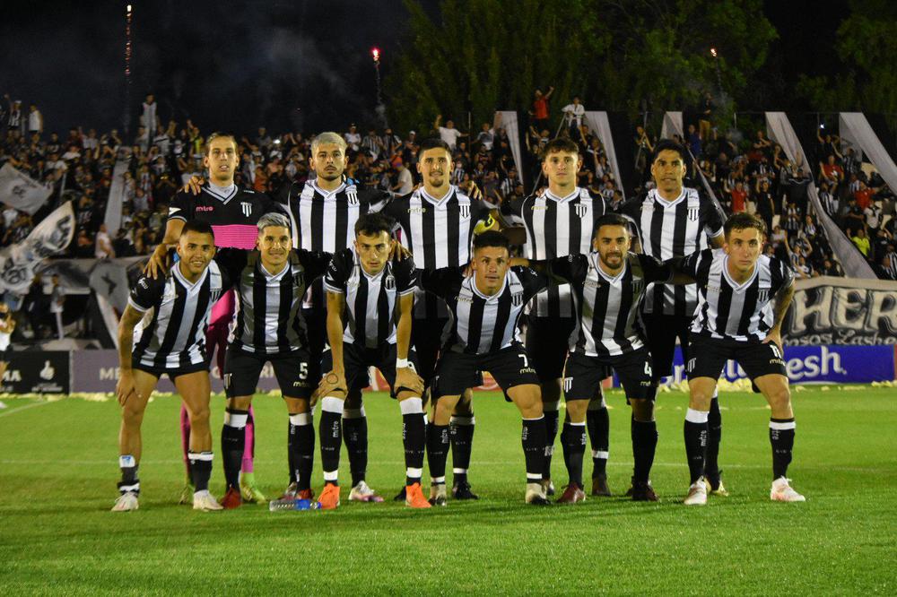 Primera Nacional, Gimnasia y Esgrima de Mendoza