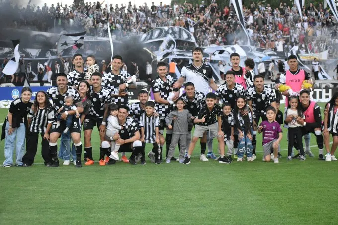 Gimnasia y Esgrima, estadio Victor Legrotaglie