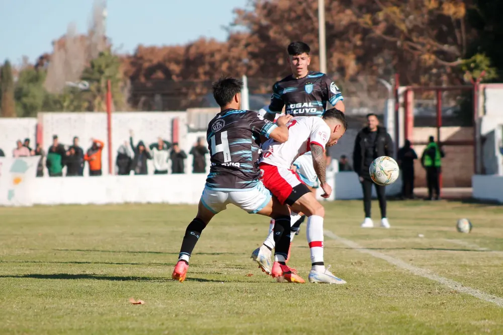 Federal A, Huracán Las Heras, Gutierrez SC