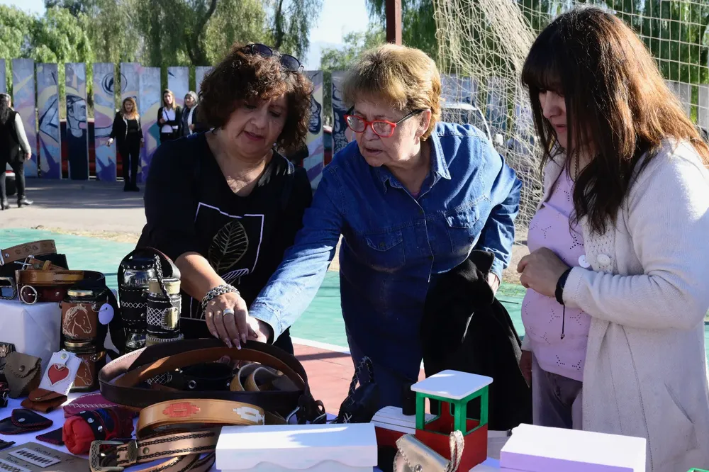 talleres de oficios egresados godoy cruz mendoza 2