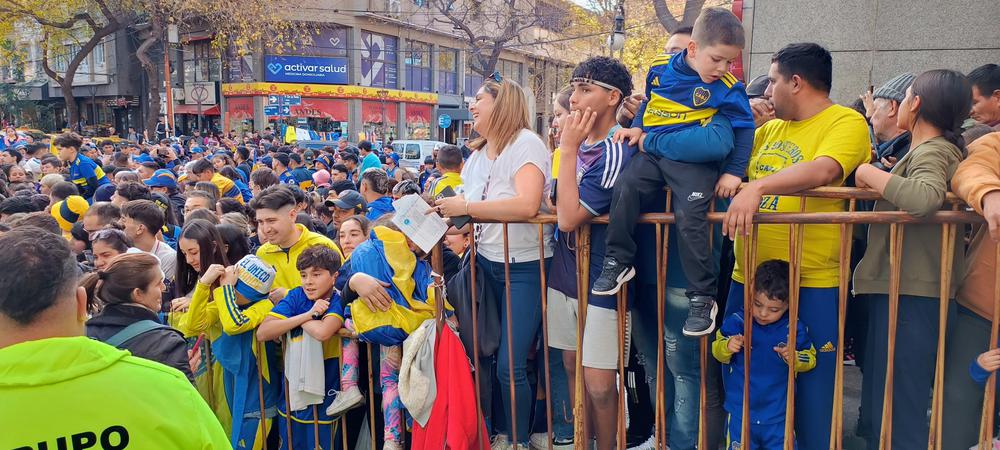 Boca en Mendoza, hinchas en el hotel