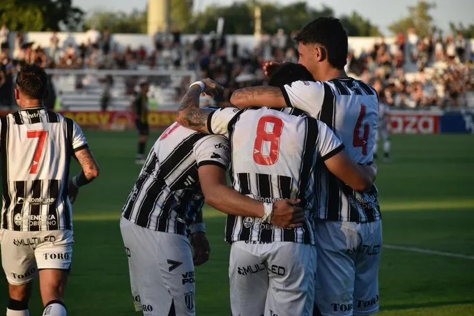 Gimnasia y Esgrima, Deportivo Madryn, Reducido