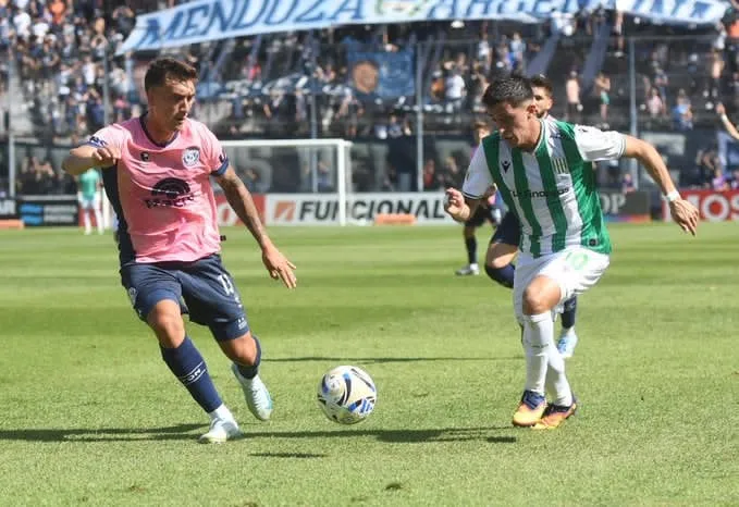 Independiente Rivadavia, Banfield
