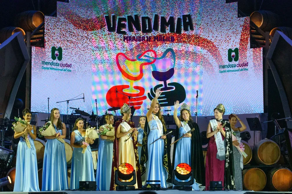 reinas ciudad de mza