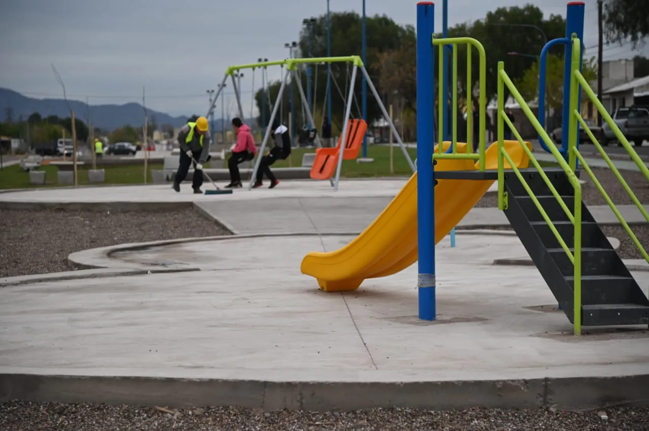 parque-lineal-jacarada-godoy-cruz-mendoza-tadeo-garcia-zalazar-1