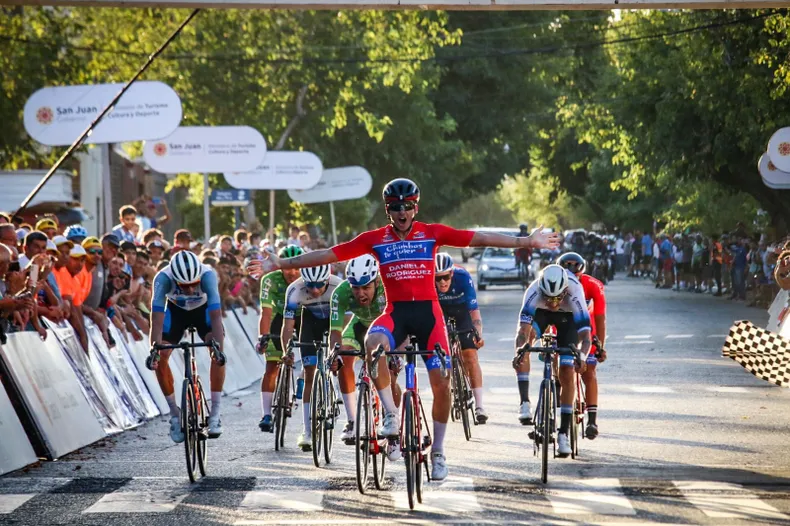 Grand Prix, Emiliano Contreras