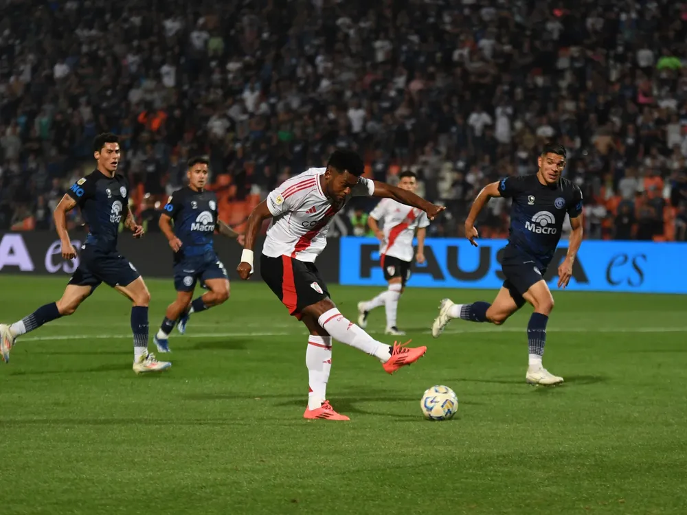 Copa Argentina, Semfinales, La Lepra y River