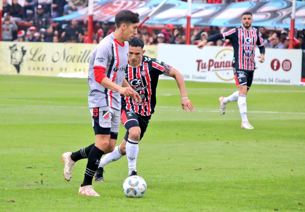 Deportivo Maipú, Chacarita Juniors