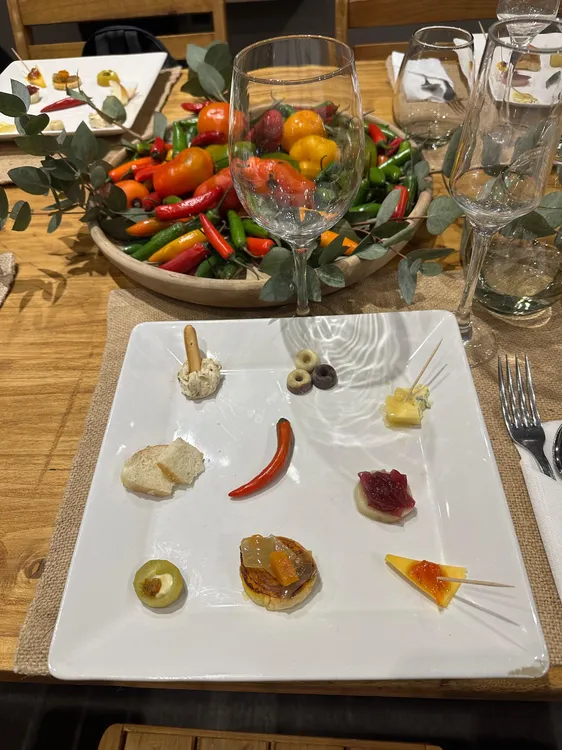 7fb66ce9-738d-43bc-9483-52279444e423