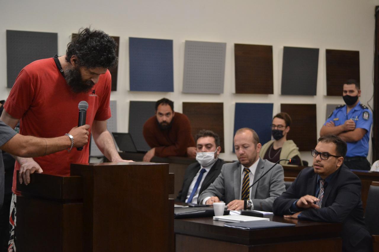 Declara Nicolas Gil Pereg