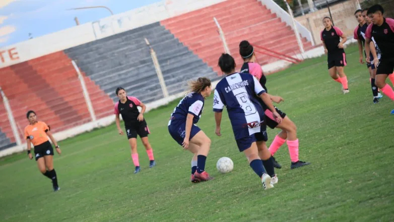 Futbol femenino, Pacifico y Alianza campeones