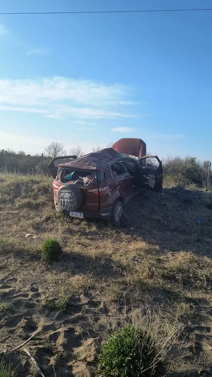 vuelco turistas gral alvear (2)