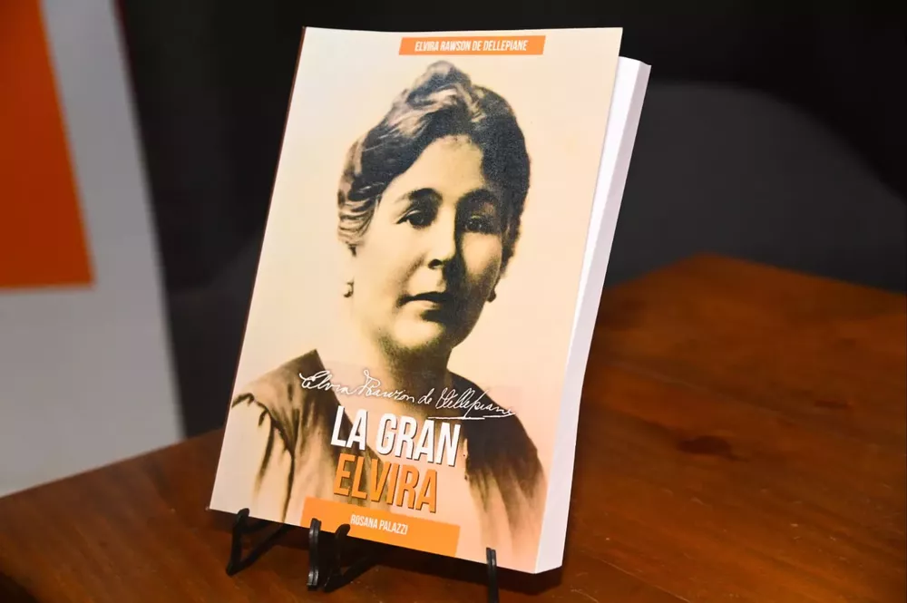 presentación de la gran elvira chispi palazzi libro