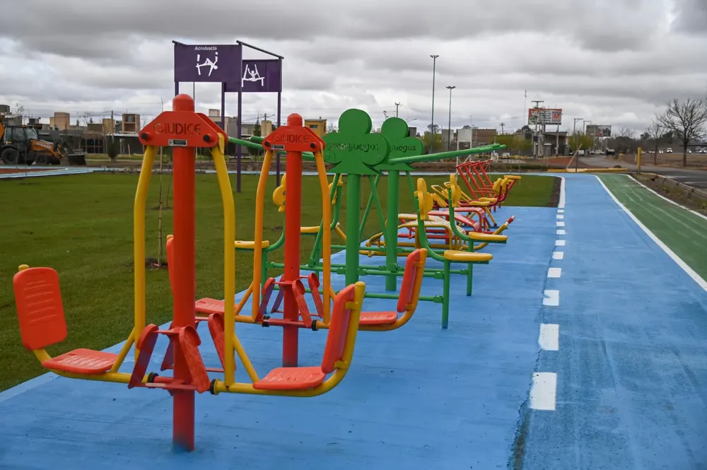 ejercitadores parque deportivo del este godoy cruz mendoza