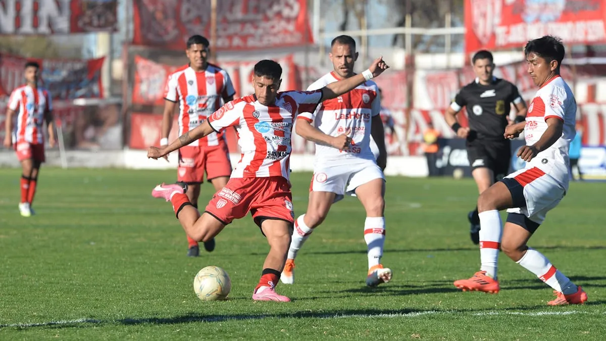 Federal A, San Martin, Huracán Las Heras, empate