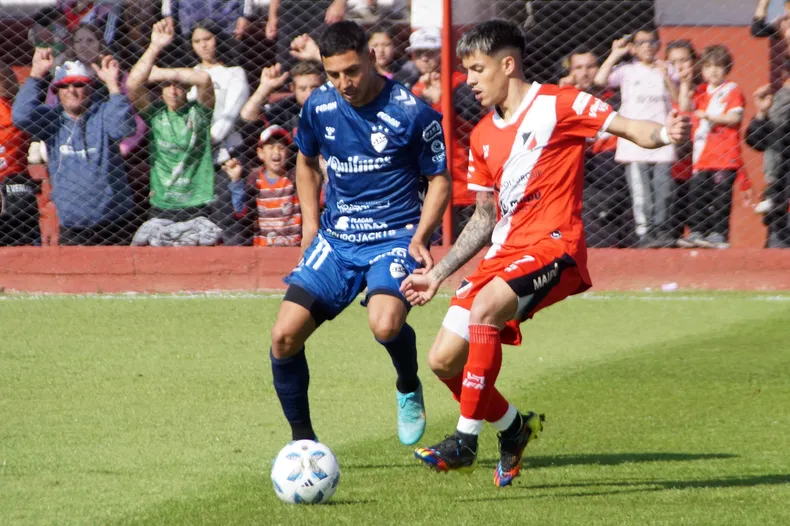 Nacional, Deportivo Maipú, Quilmes
