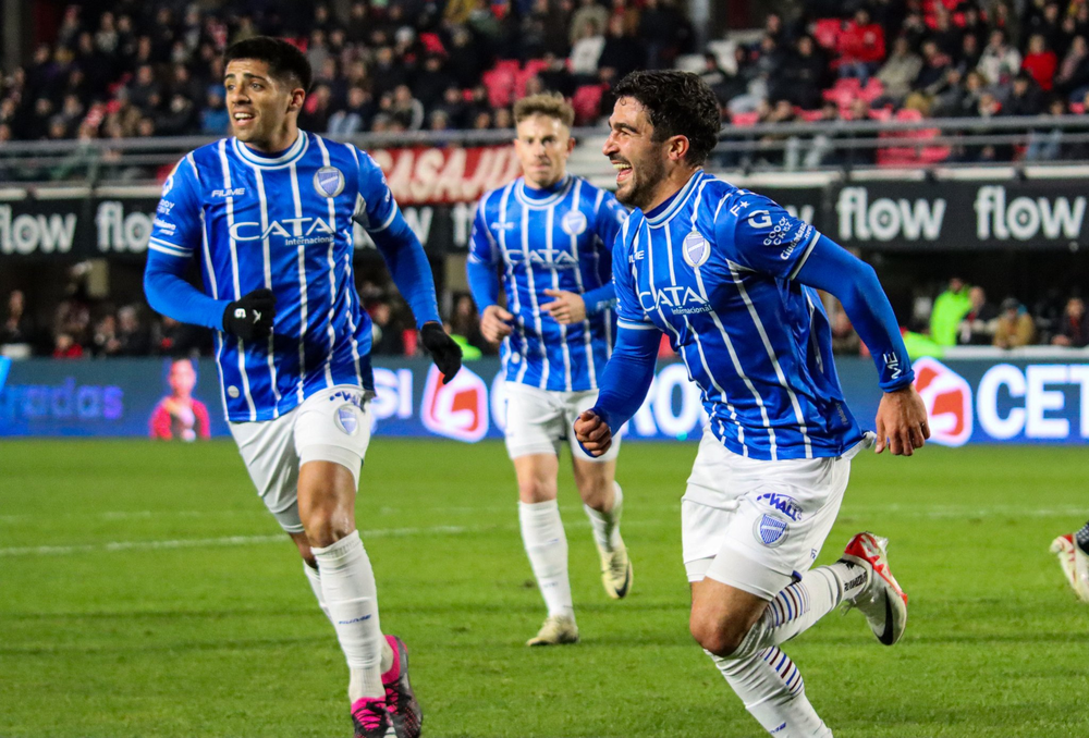 Godoy Cruz, Estudiantes, empate en La Plata