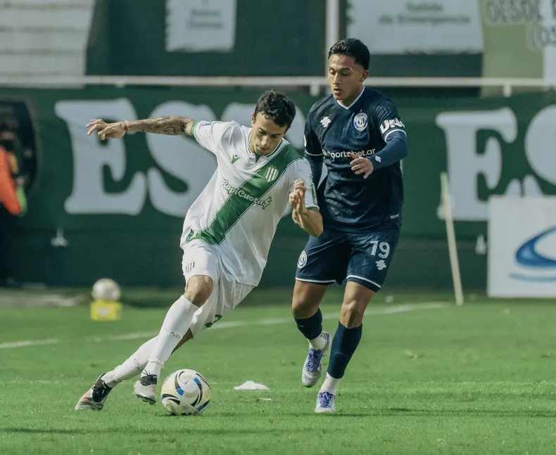 Independiente Rivadavia, Banfield
