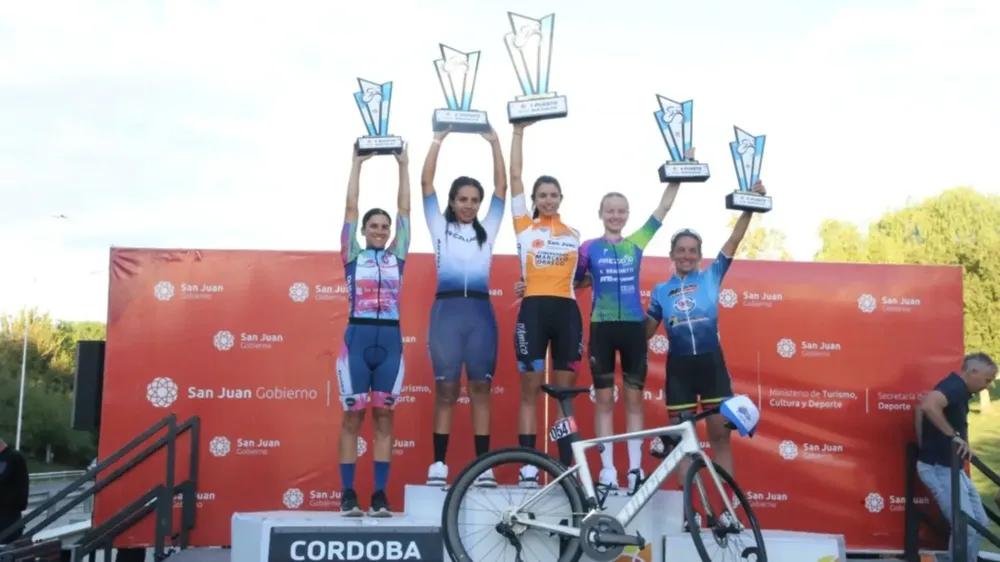 Vuela a San Juan damas, Julieta Benedetti 1ra en el podio