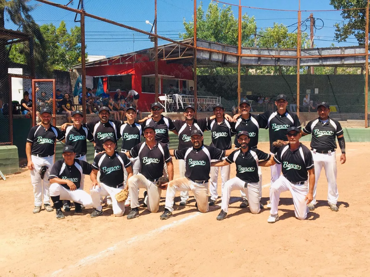 Sóftbol, Banco Mendoza