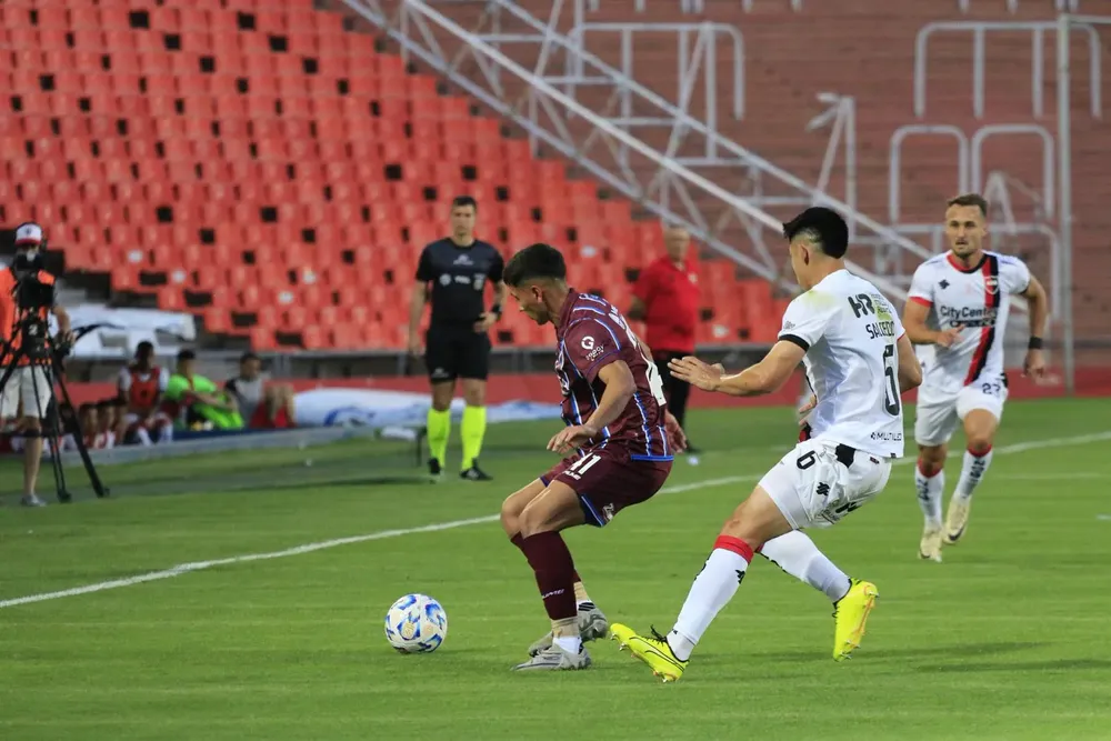 Godoy Cruz vs. Newlls