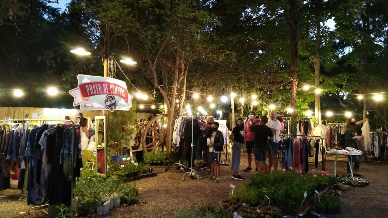 foto feria nocturna