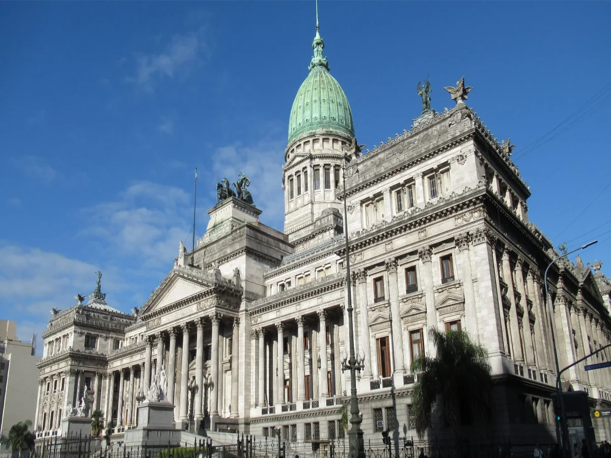 2019_Buenos_Aires_-_Palacio_del_Congreso_de_la_Nacion_Argentina-scaled