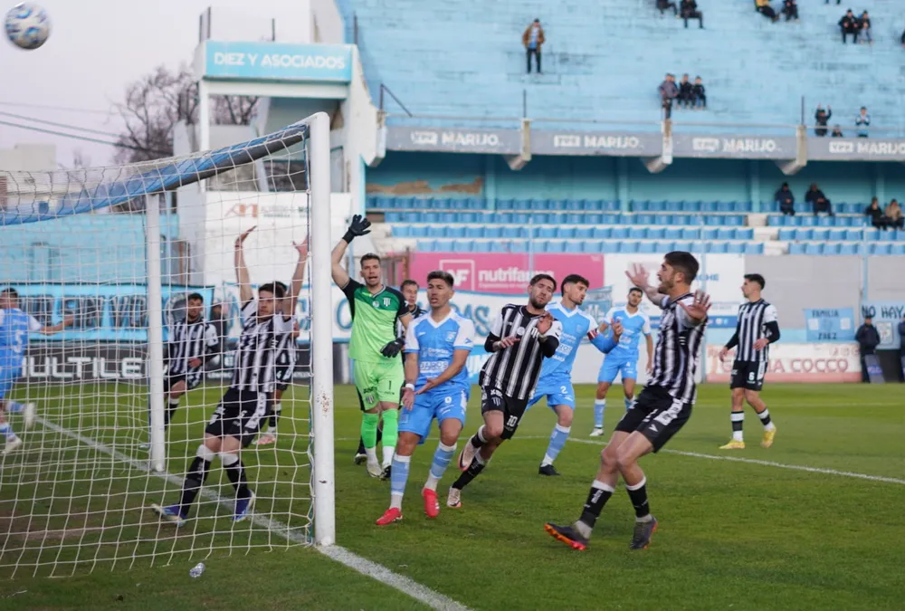 Gimnasia y Esgrima, Estudiantes Rio IV