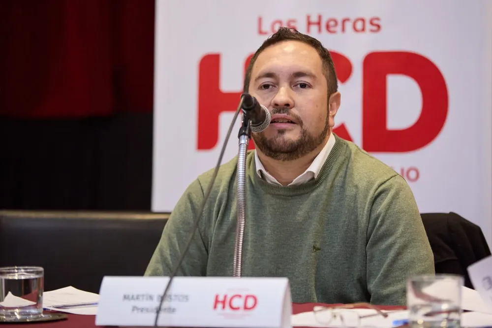 Las Heras, Martín Bustos