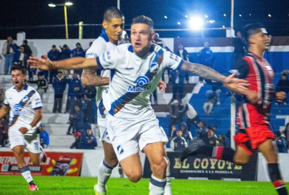 Federal A, Huracán Las Heras-Juventud Antoniana