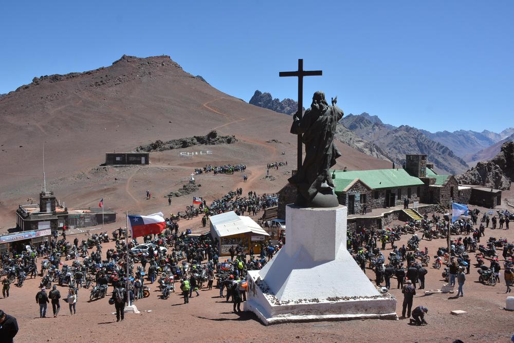 Las Heras, motoviajeros Cristo Redentor