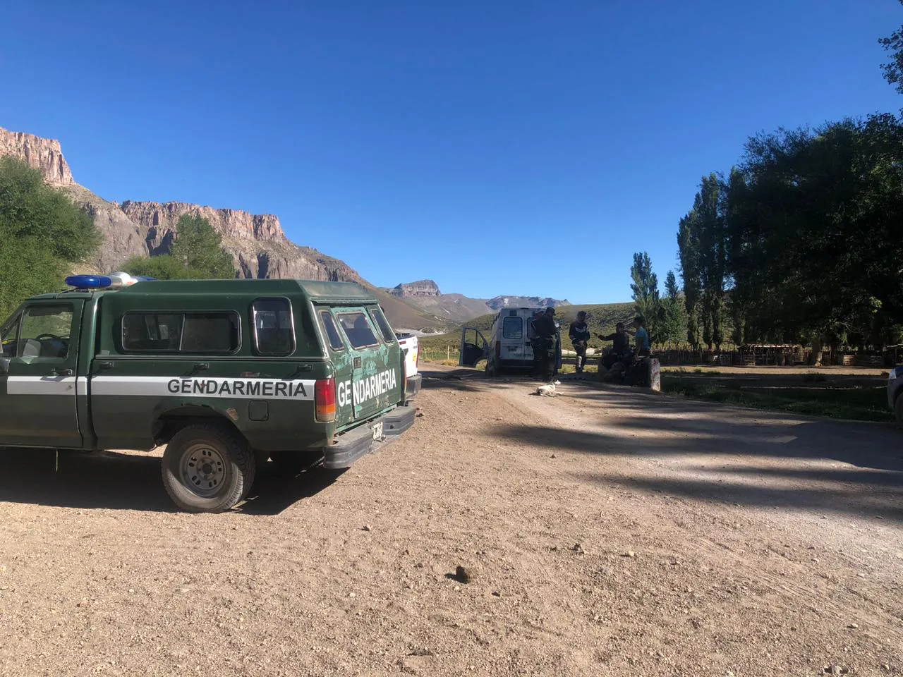 MENDOZA-MOTOCICLISTAS RESCATADOS 3