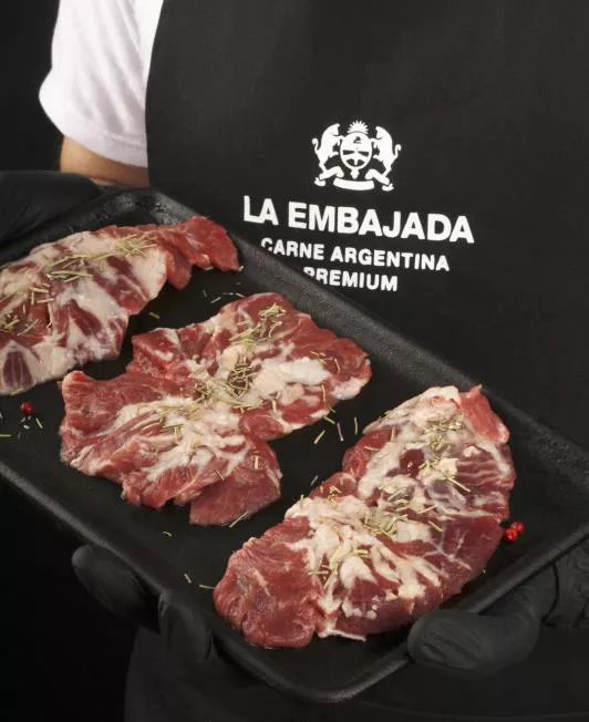La Embajada 6
