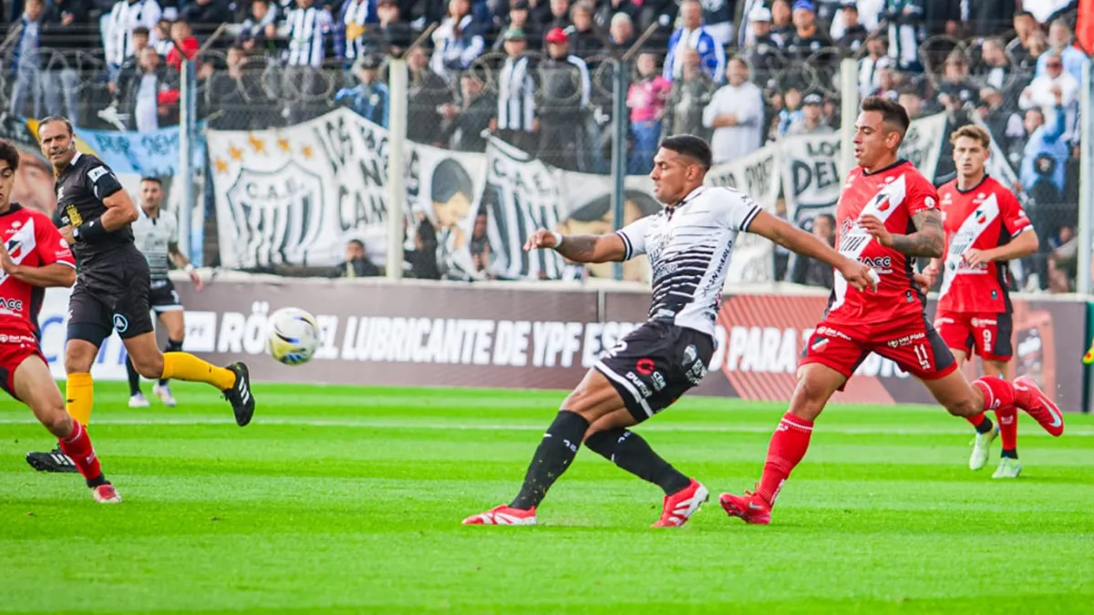 Deportivo Maipú, Estudiantes de Caseros