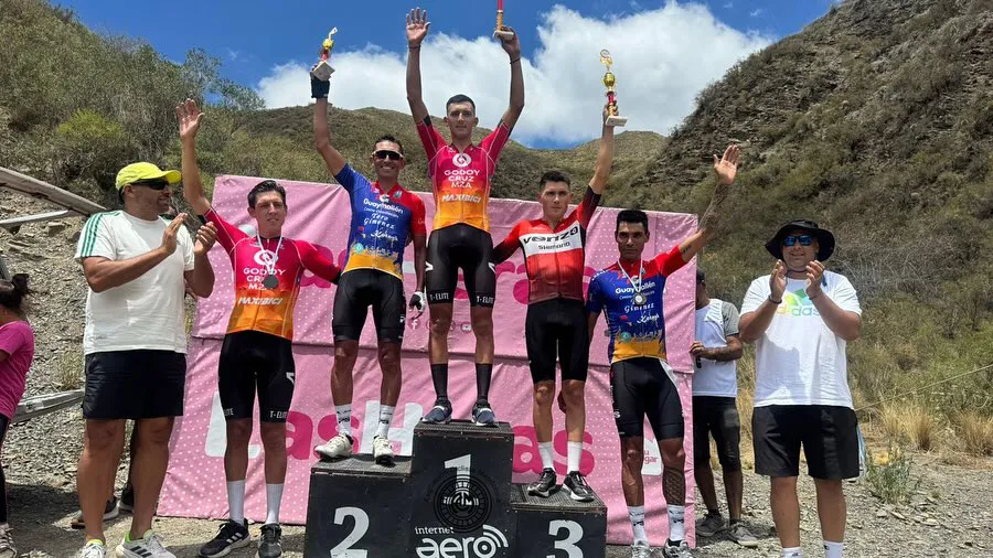 Ciclismo, podio Las Heras - Villavicencio