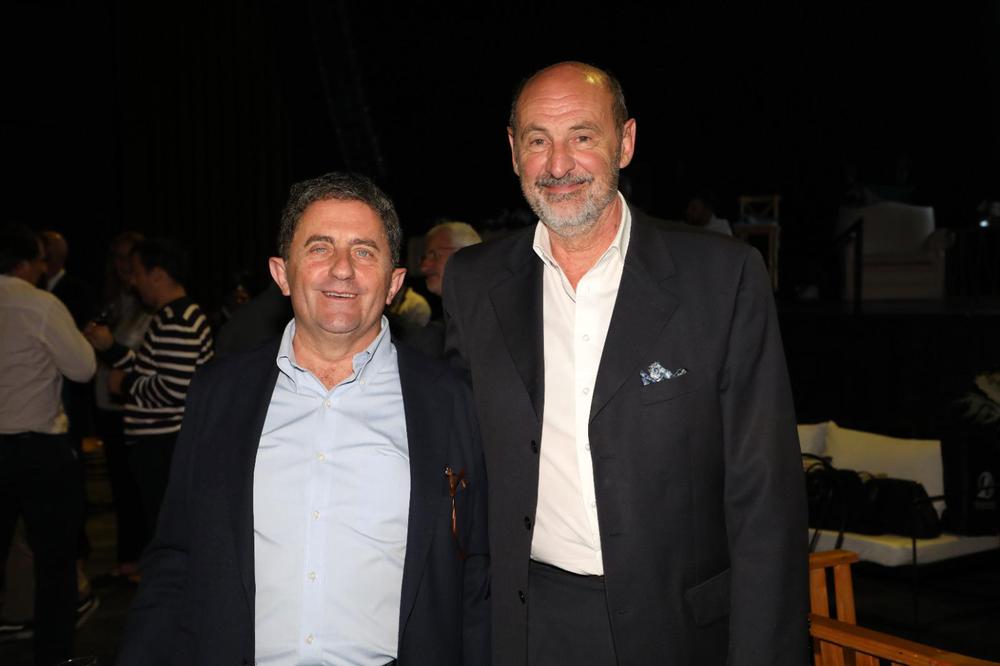 El cónsul general de Italia en Mendoza, Giuseppe D'Agosto junto al ministro Rodolfo Vargas Arizu.