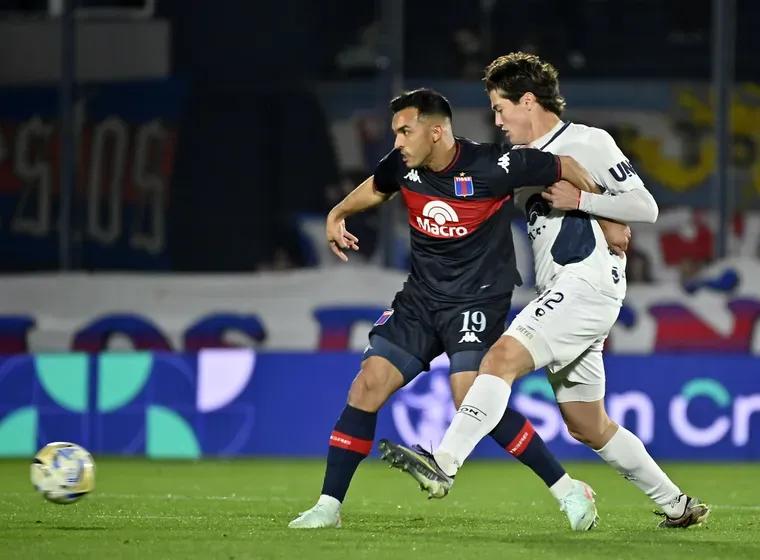 Independiente Rivadavia, Tigre, polémico