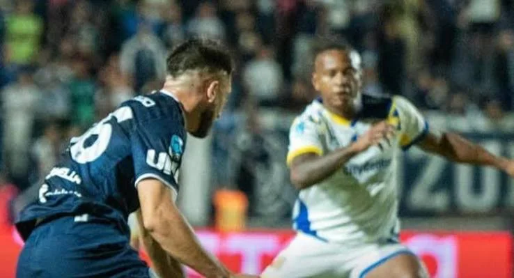 Independiente Rivadavia, Rosario Central, Arroyito