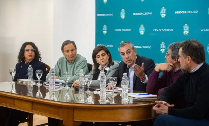 Juri Vaquie insumos críticos
