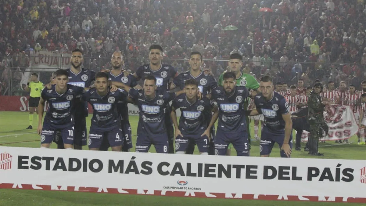 Ascenso, Independiente Rivadavia en Tucumán