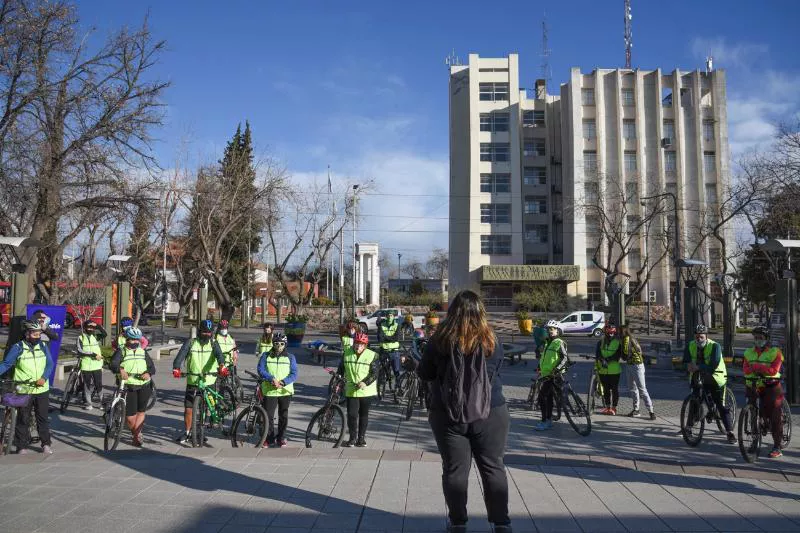 Bicitour, descubriendo Gllén (9)