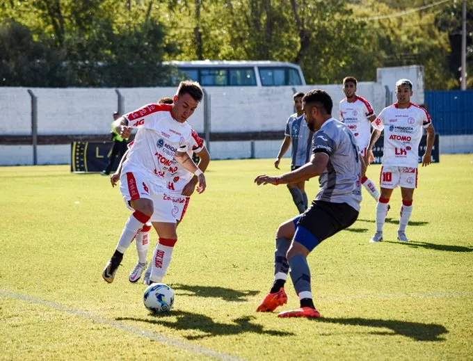 Federal A, Ciudad Bolívar 2- Huracán Las Heras 0