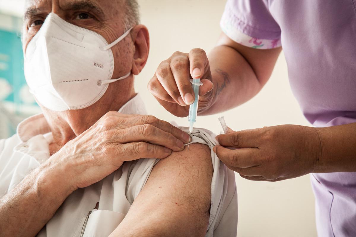 residentes geriátricos sur 2 vacunación