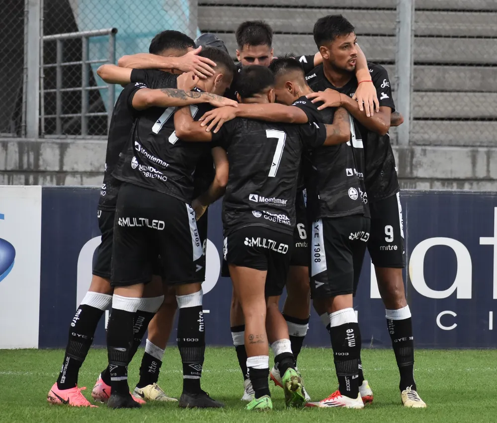 Gimnasia y Esgrima, Nueva Chicago, 32avos Copa Argentina