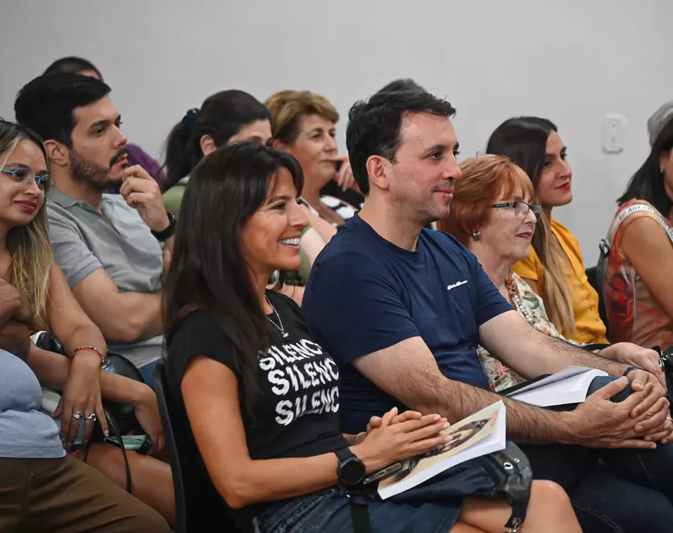 presentación de la gran elvira chispi palazzi tadeo garcia zalazar pamela verasay