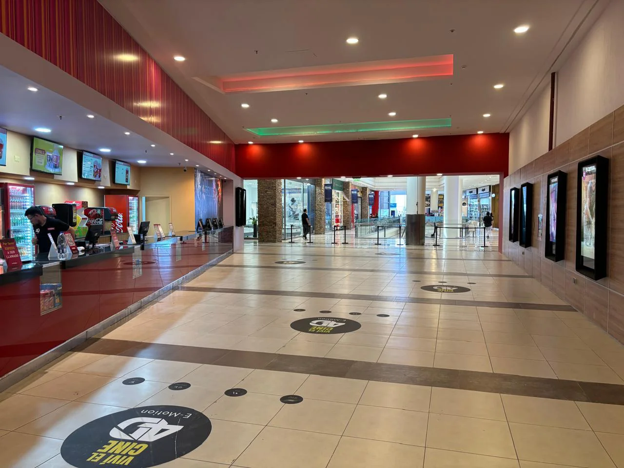 MULTIPLEX SAN JUAN 6