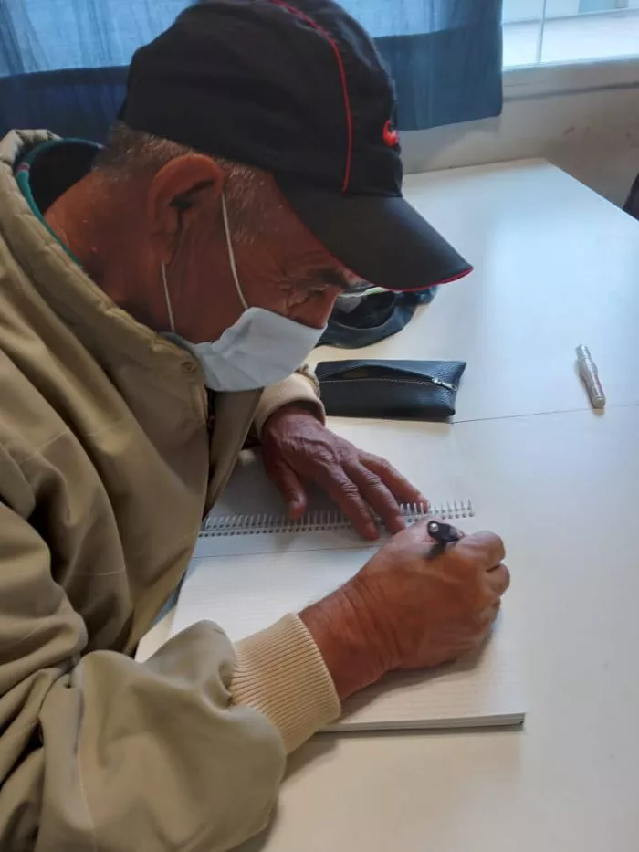 adultos mayores escuela 3