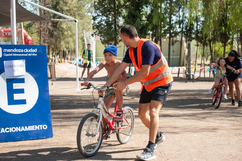 Mendoza Municipio, escuelas de verano